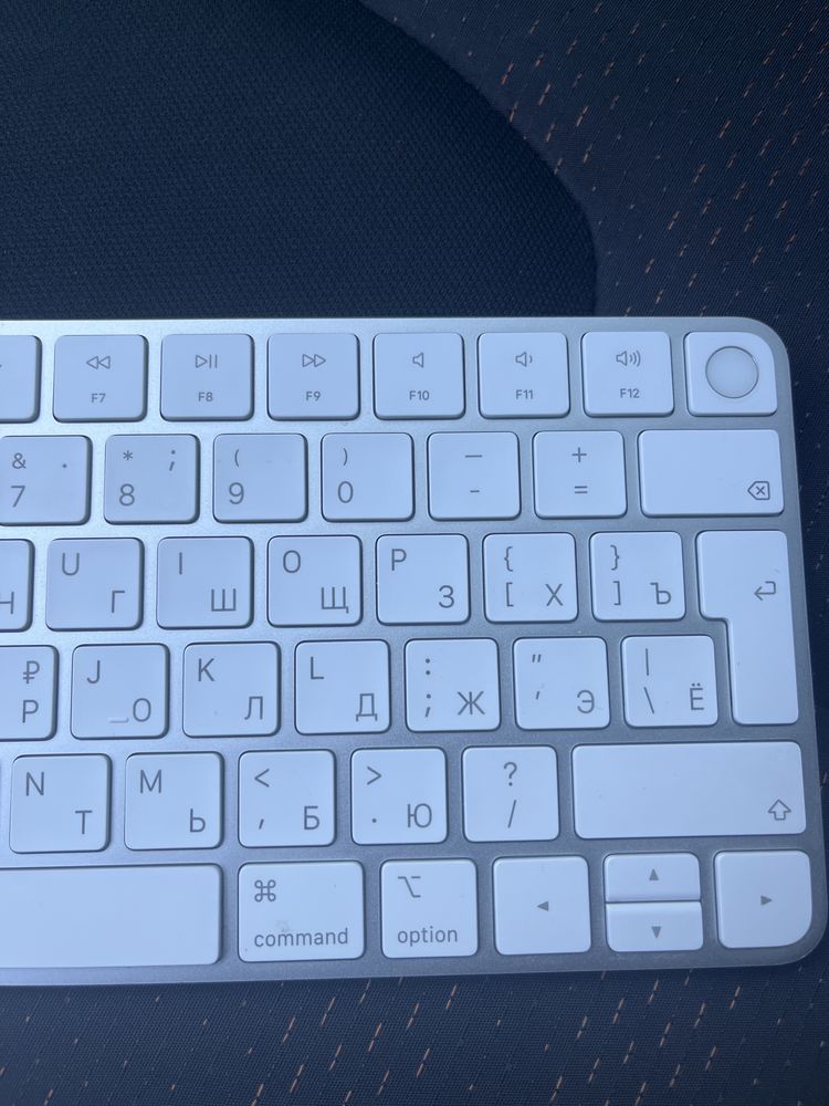 Apple magic keyboard touch id