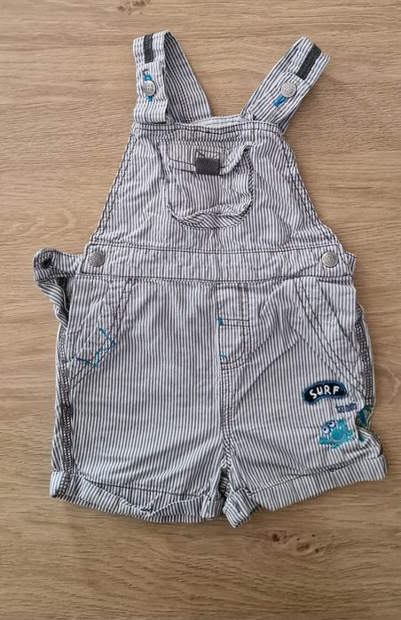 Krótkie ogrodniczki coolclub rozmiar 86