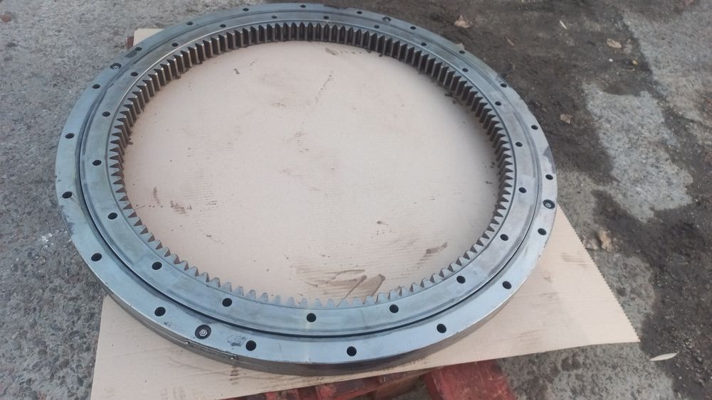 Продам поворотний круг крановий