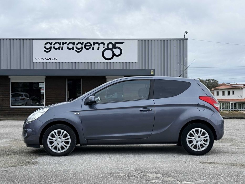 Hyundai i20 1.4 CRDi van (iva dedutível)