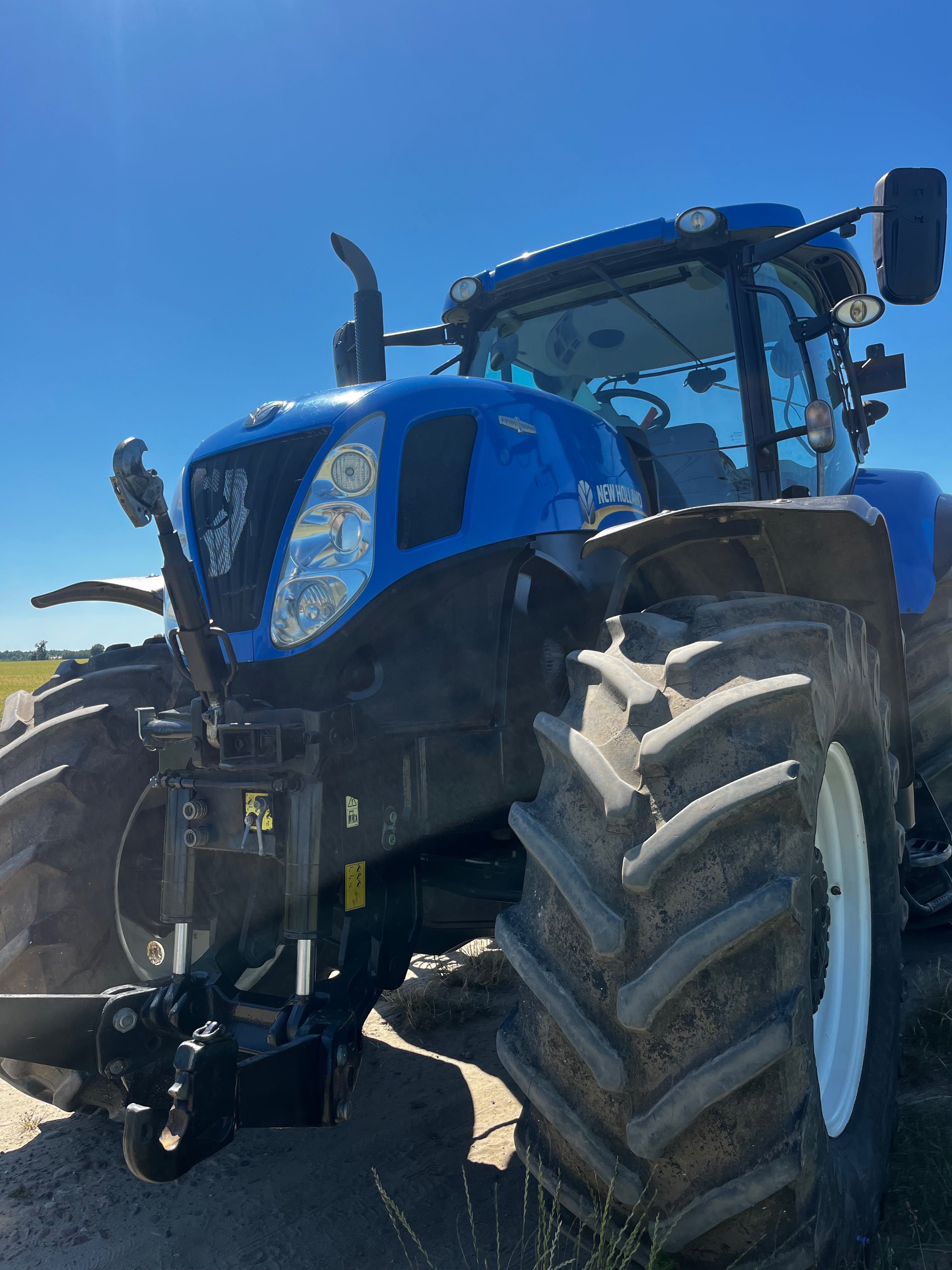 Ciągnik New Holland T7.220 autocommand 4000mth, od nowości