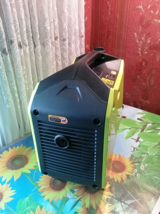 Генератор інверторний Kraft&Dele KD684 2,1 кВт