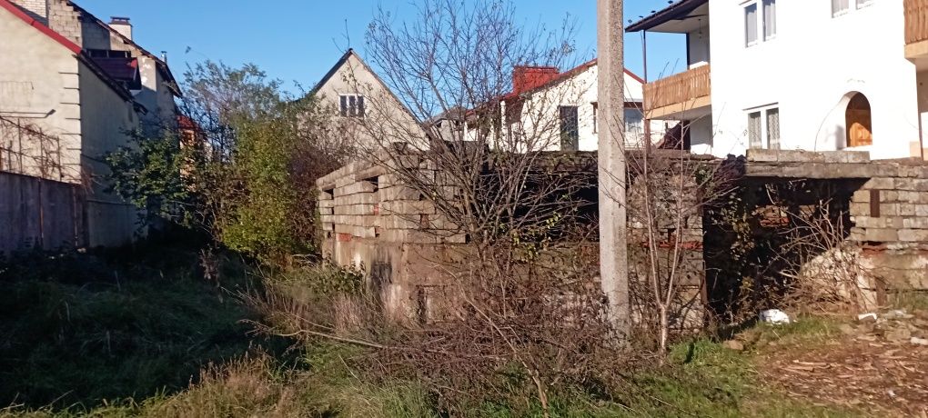 Продаємо земельну ділянку в Сваляві Закарпатської