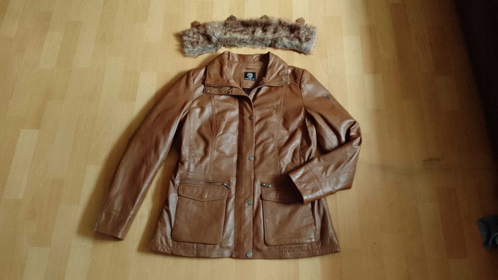 Damska ocieplana kurtka skórzana CARLO COLUCCI r.L stan idealny