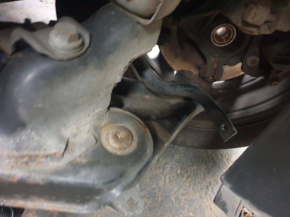 Braço de suspensão frente esquerdo CITROËN C3 III (SX)