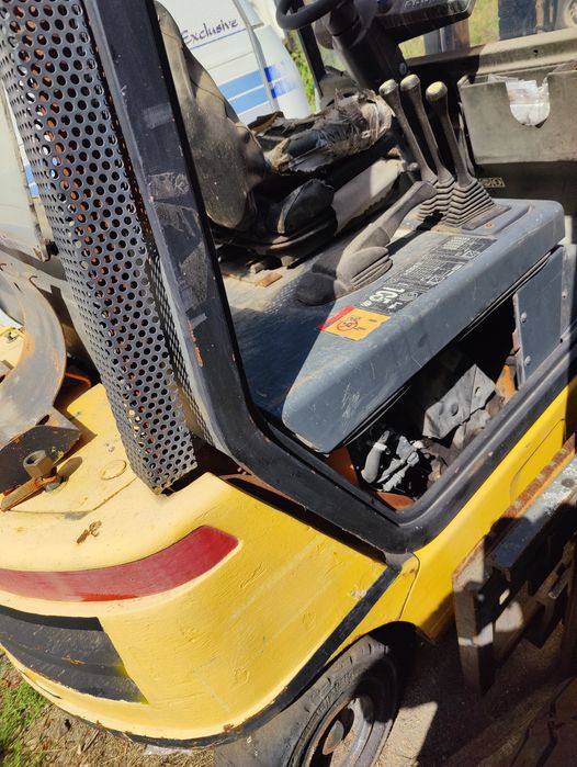 Навантажувач погрузчик кара