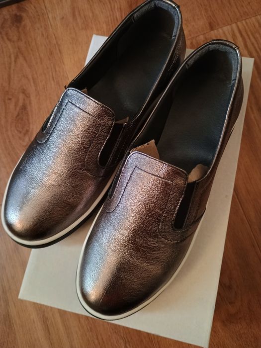 Лофери жіночі натуральна шкіра 39 розмір