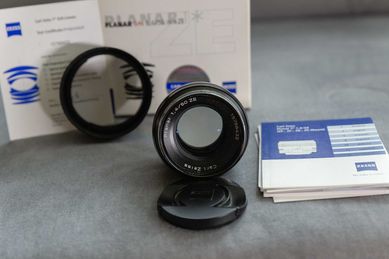 Obiektyw Carl ZEISS PLANAR 50mm f/1.4 ZE Canon EF jak NOWY + osłona