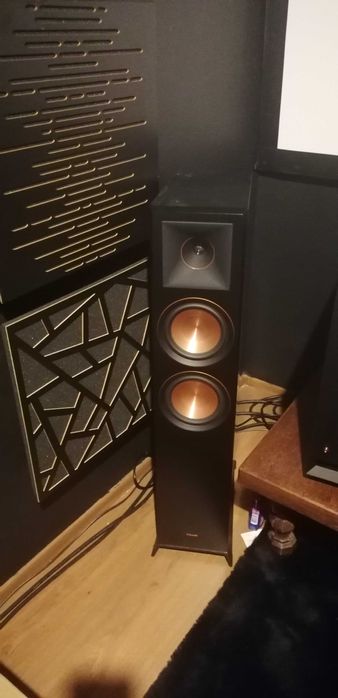 Kolumny Klipsch RP-6000F – potęga dźwięku i perfekcyjny stan!