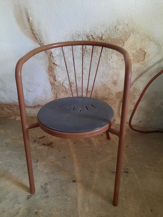 Cadeiras de metal - Usadas