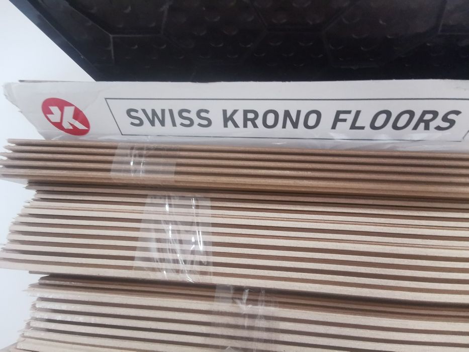 Panele podłogowe dąb mateo AC4 Swiss Krono Floss