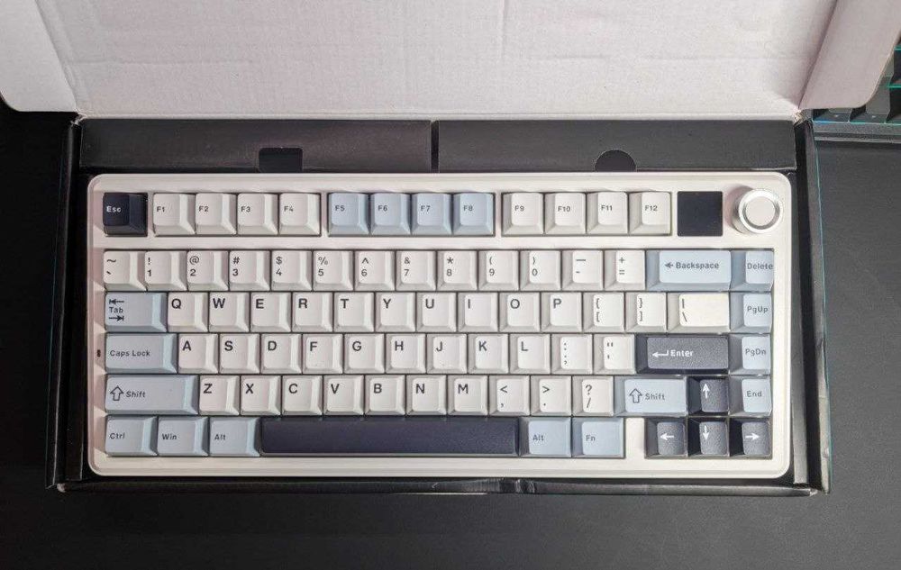 Механічна ігрова клавіатура Aula F75 MAX (з екраном)