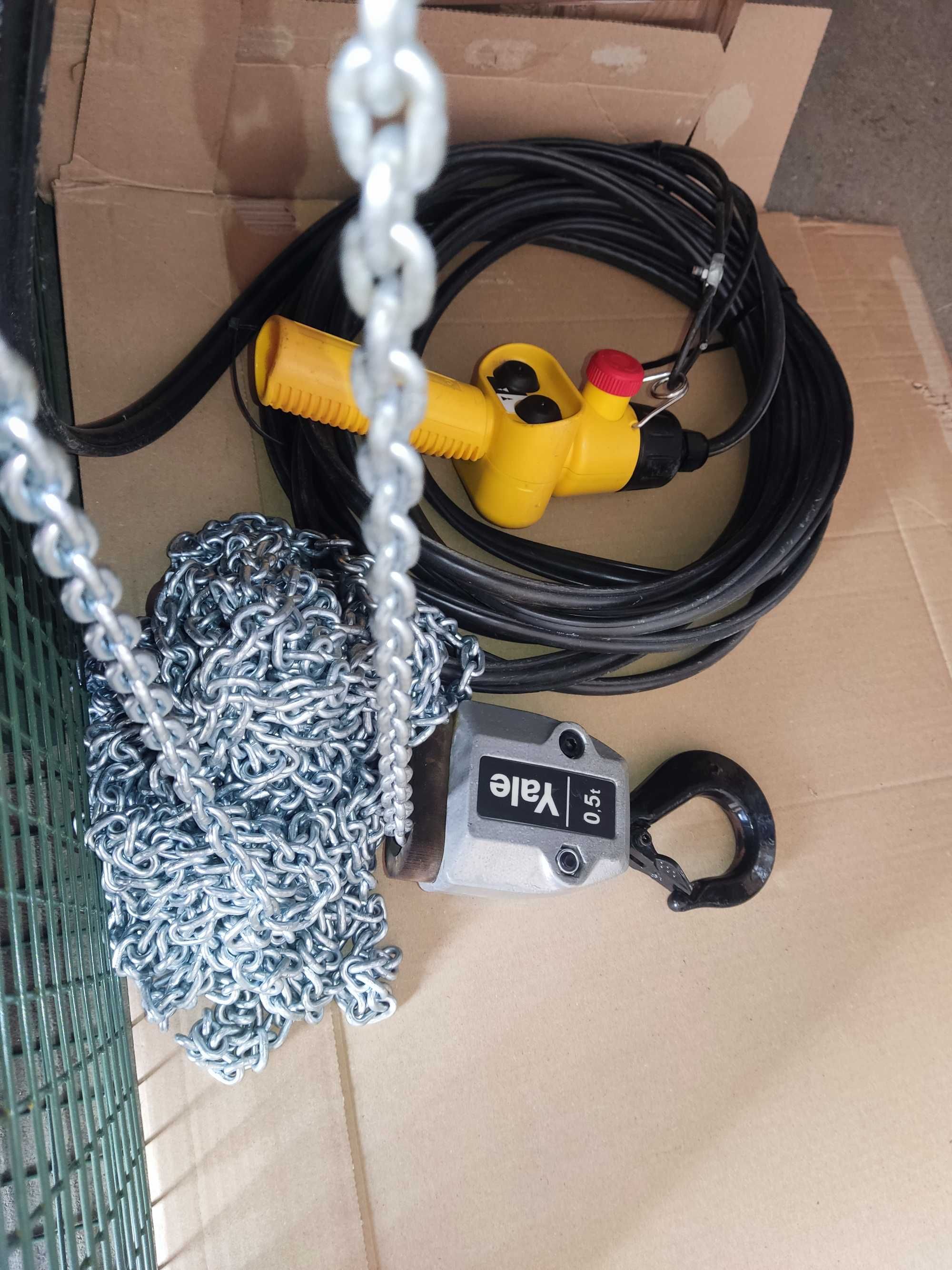 Elektryczny wciągnik łańcuchowy Yale 500kg z wózkiem jezdnym 2023r