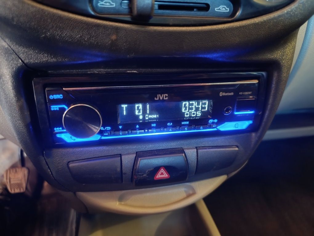 JVC kd-x382BT Блютуз (в идеальном состоянии!)