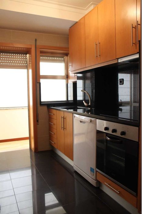 Apartamento T1+1 Mobilado e Equipado, ao Marquês