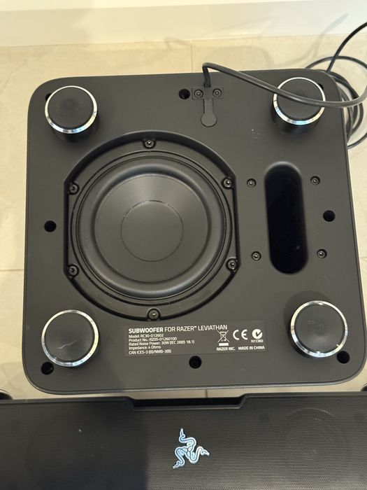 Razer Leviathan V1 (soundbar + subwoofer)