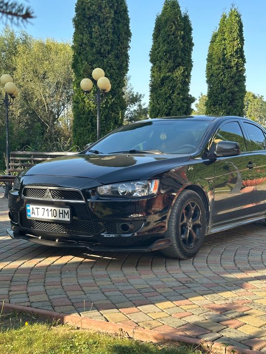 Mitsubishi lancer 10