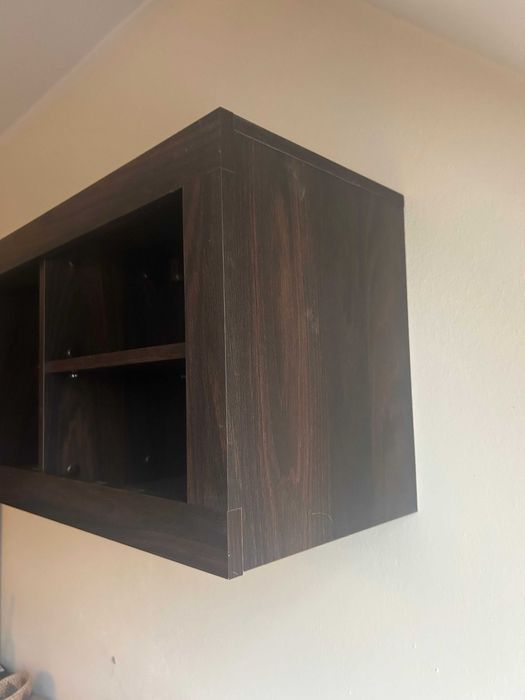 szafka wisząca/ regał z półkami