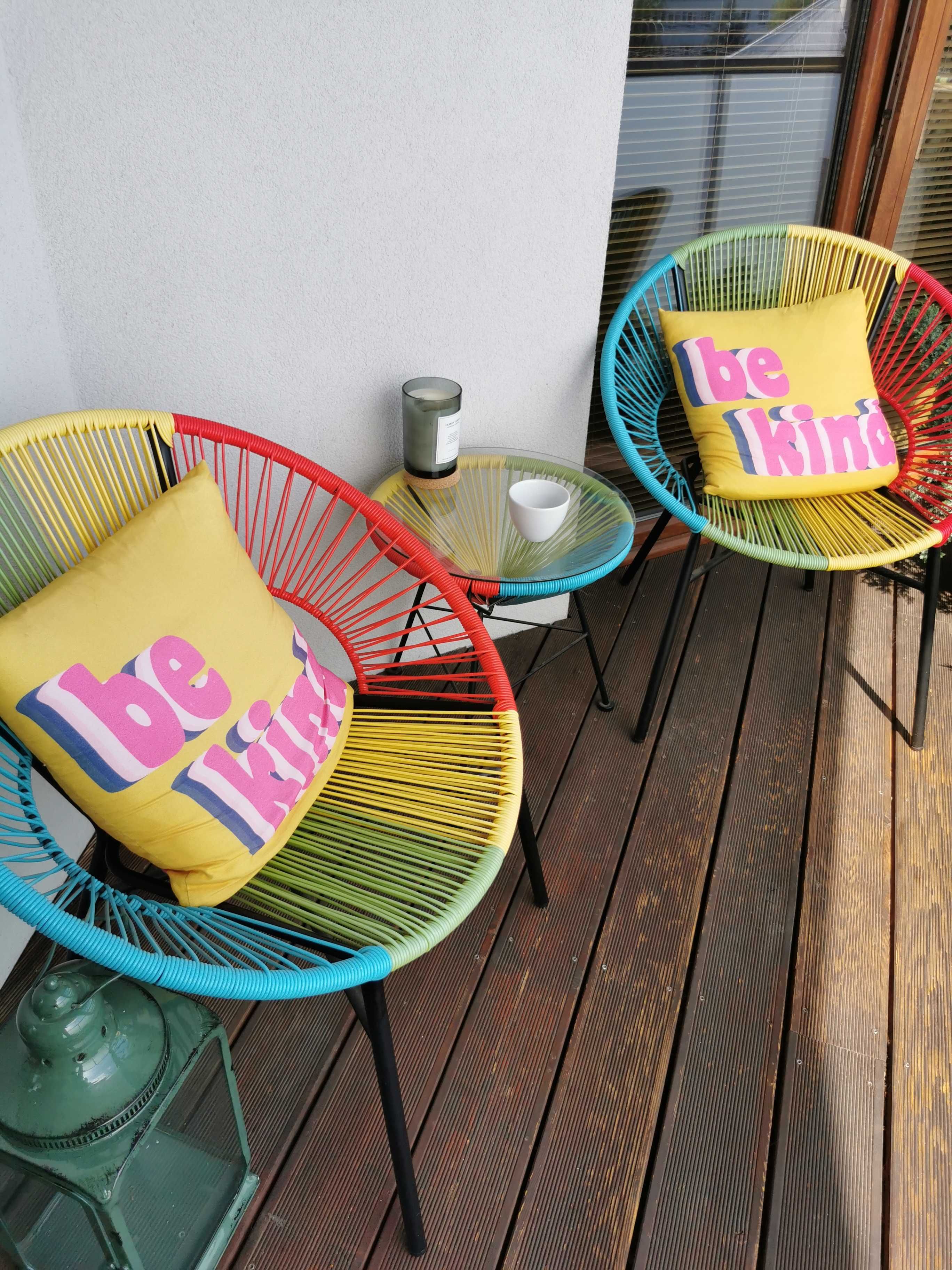 Zestaw kawowy balkon taras ogród stolik fotele krzesła stół
