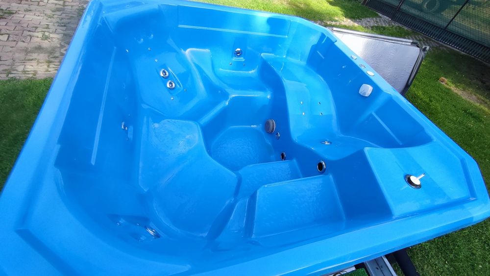 Mobilna balia bania jacuzzi hydromasaż wynajem