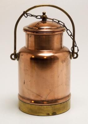 Bilha em cobre antiga
