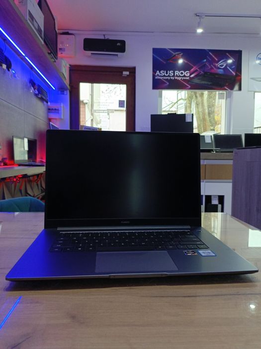 Huawei BOH WAQ9R / Ryzen 5/ Radeon Vega 8 / 8GB DDR4 #ELEMENTO