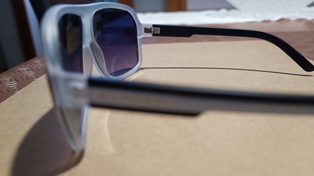 Óculos de sol Carrera NOVOS