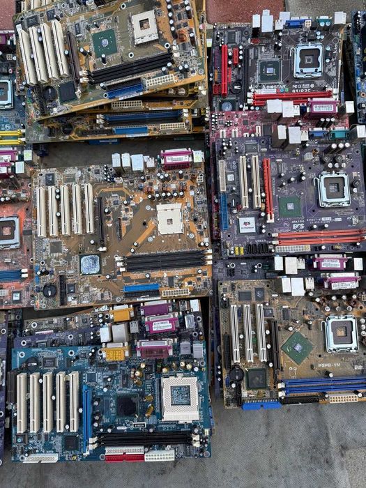Продам компьютерные и материнские платы