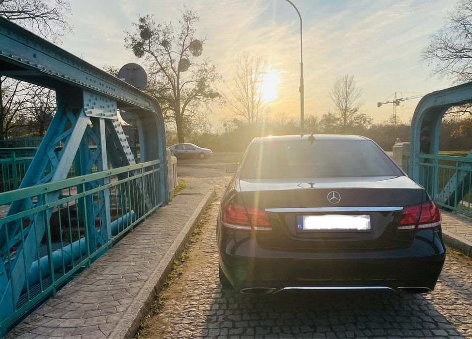 Samochód do ślubu Sylwester biznesowo okolicznościowo Wrocław okolice