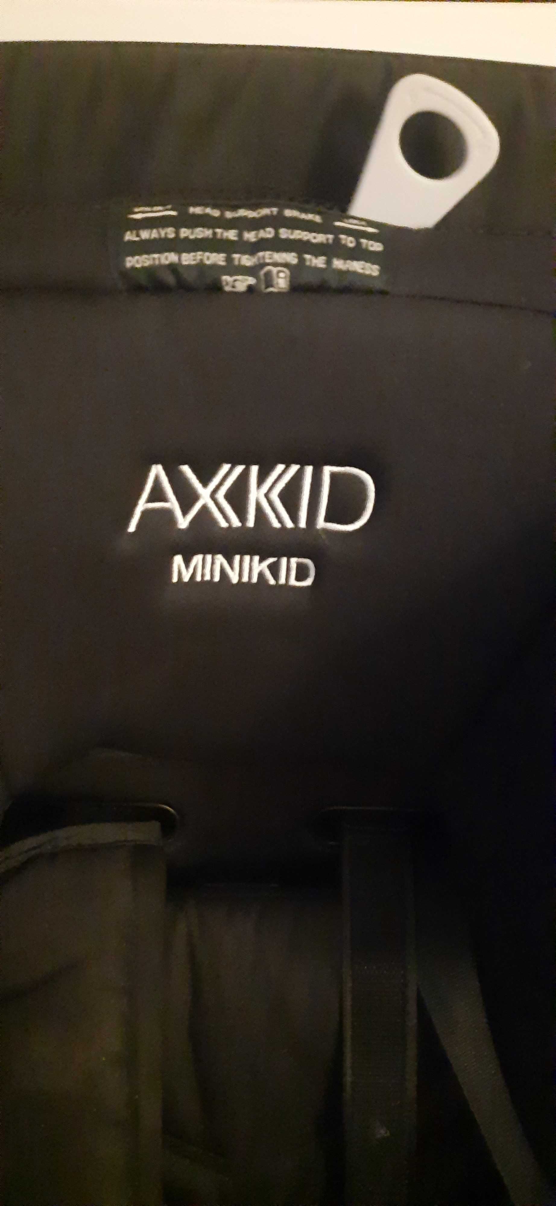 Fotelik samochodowy Axkid Minikid 0-25 kg