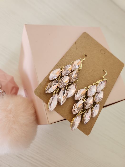 Kolczyki długie pudrowe