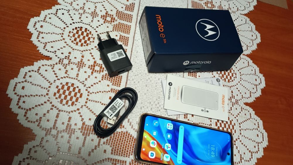 Smartfon Motorola e 32s