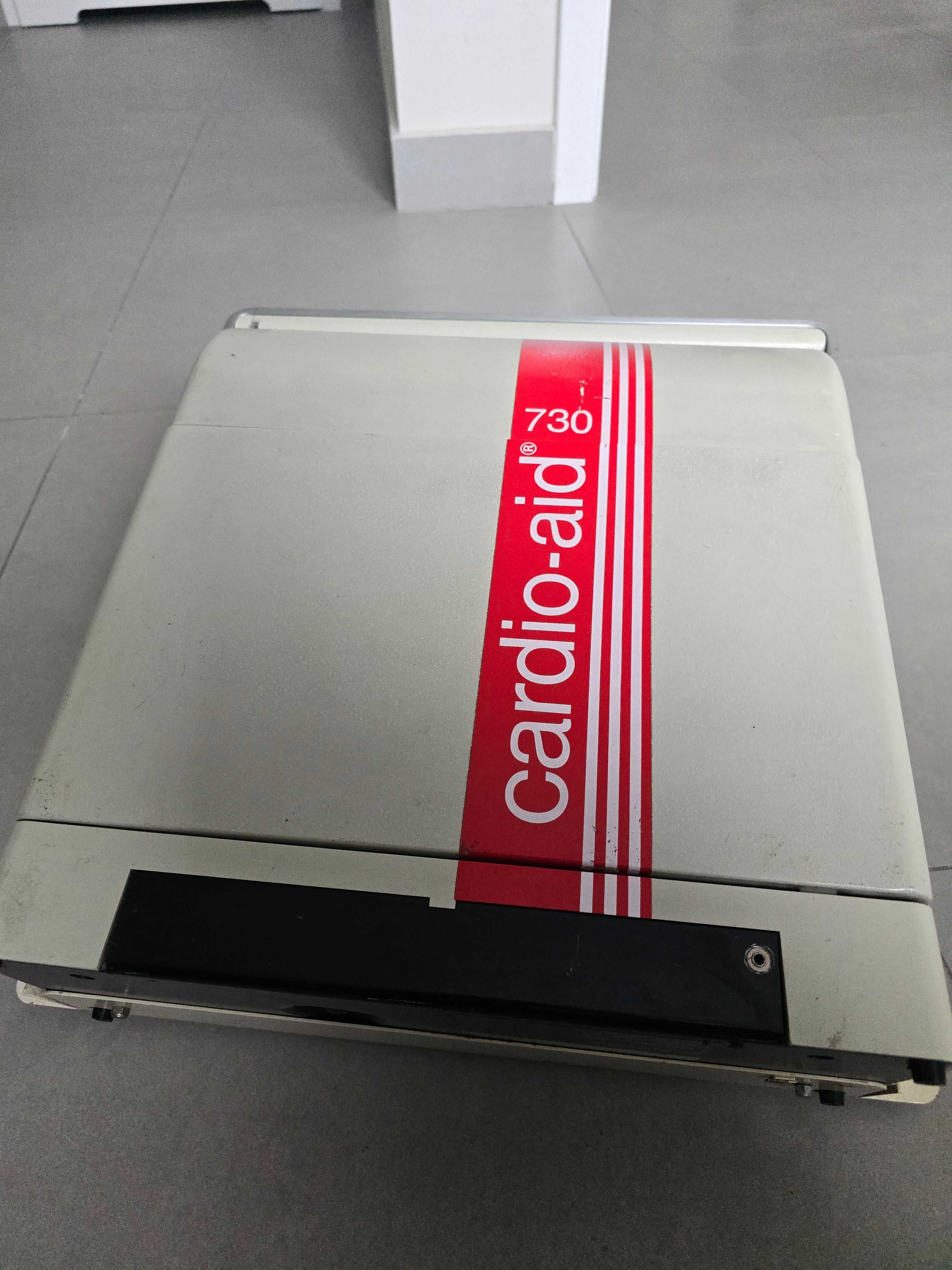 Defibrylator CARDIO-AID 730
