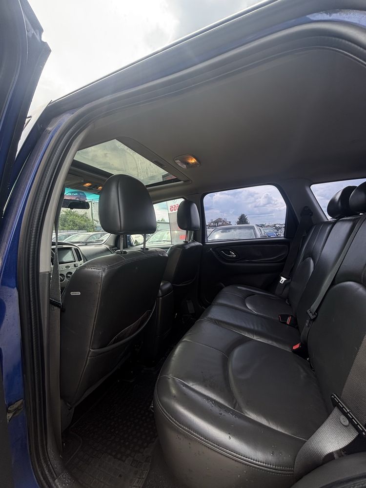 Na Sprzedaż Mazda Tribute 2.2LPG/4x4/fajny st/klima/car play/zamiana