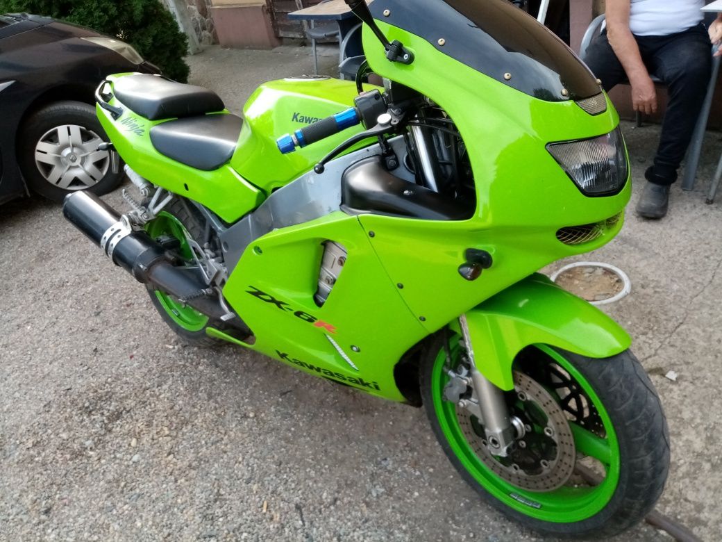 Kawasaki ninja 600 zx r