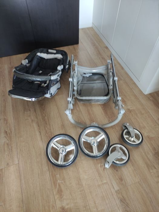 Conjunto Bébécar Carrinho Ovo Alcofa Base Isofix