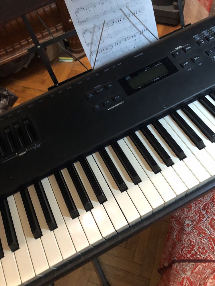 Alesis QS8.1 синтезатор 88 клавішів молоточкові