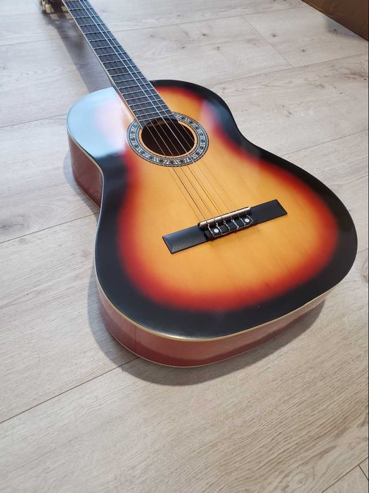 класична гітара нова 4/4 для навчання для починаючих