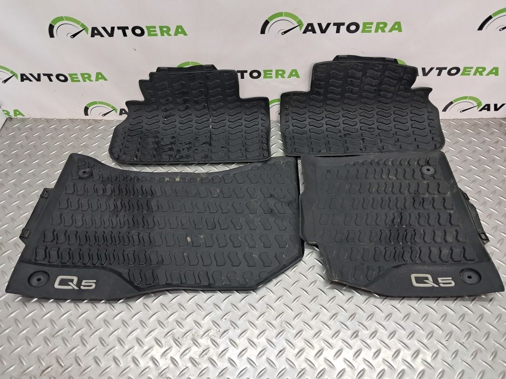 Комплект ковриков резина AUDI Q5 80A 80B061221041