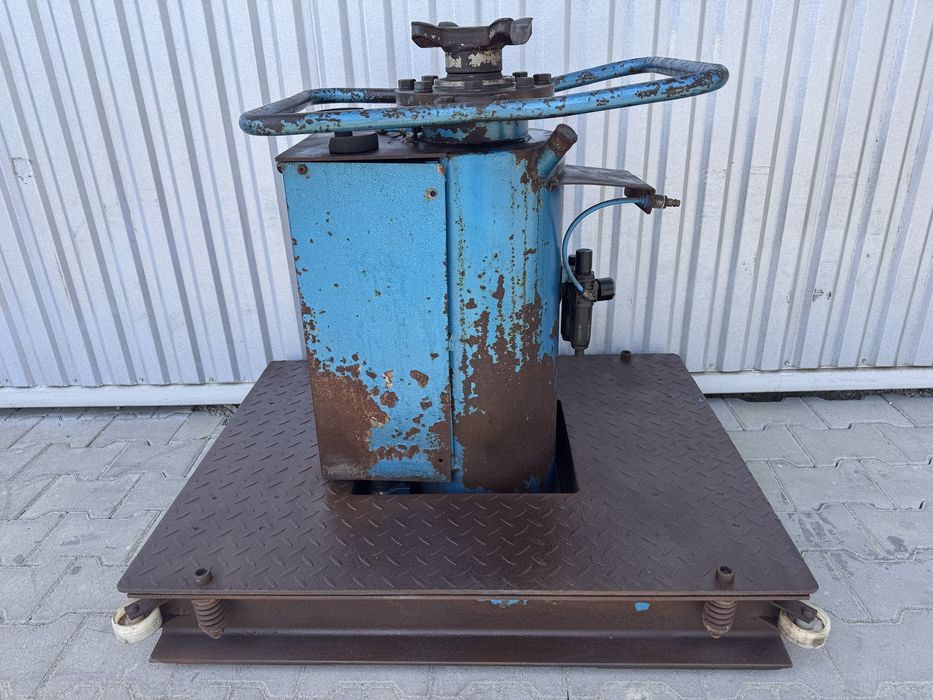 Домкрат ямний 15т Траверса пневмогідравлічна підйомник