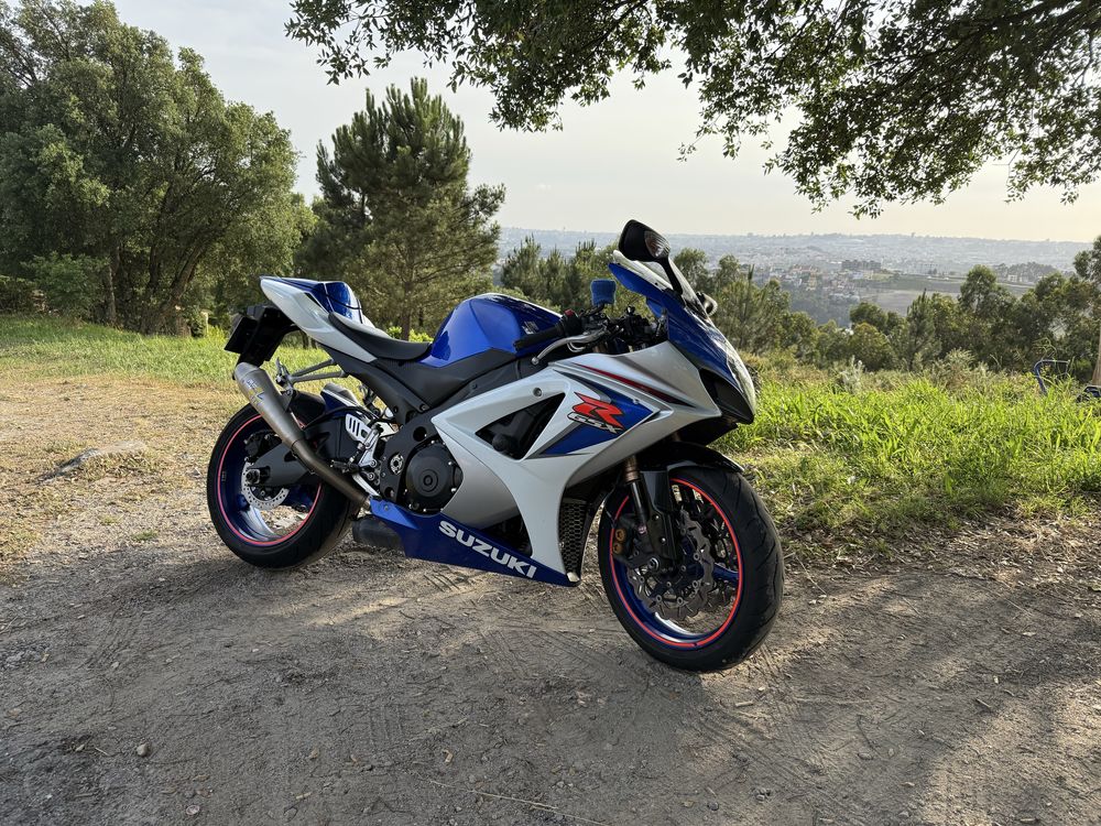 Suzuki GSXR-1000 K8 2010