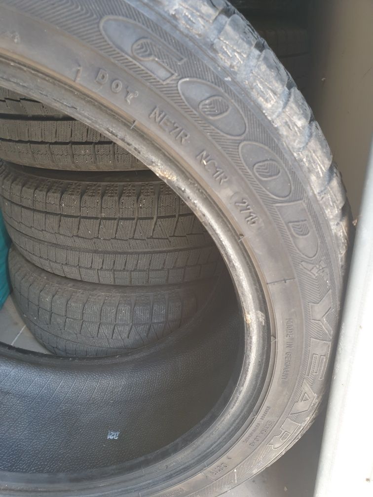 Шини Goodyear Vector 4Seasons 225/45 R17