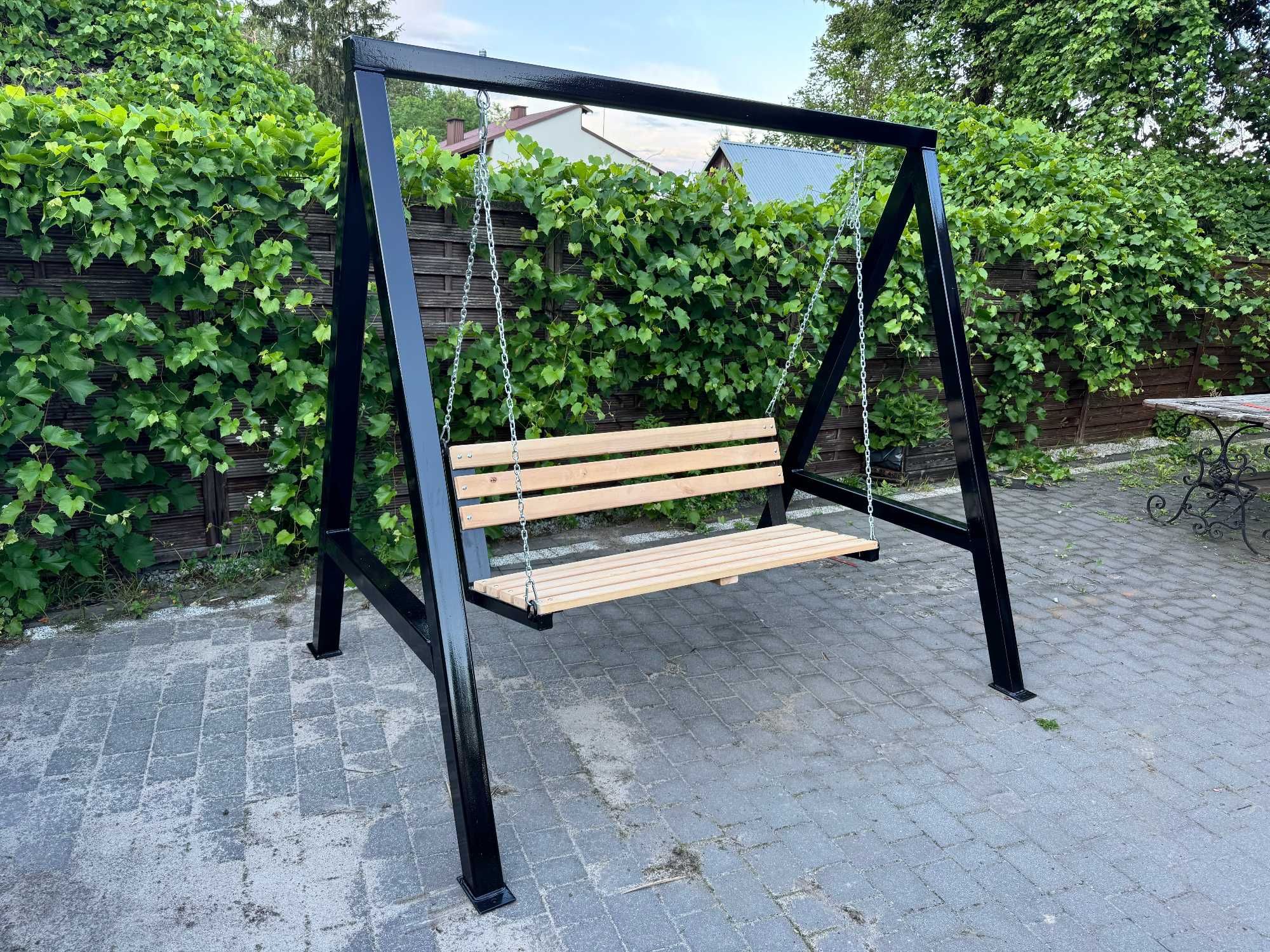 huśtawka ogrodowa metalowa ławka meble ogrodowe