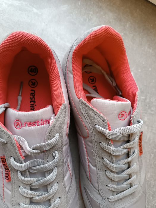 Кросівки restime 40 розмір