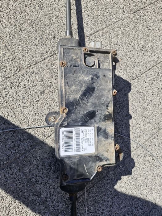 Mechanizm hamulca ręcznego S-klasa