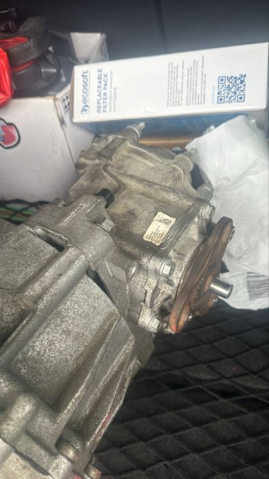 Продам АКПП DQ500 б.у.з поганим махотроніком