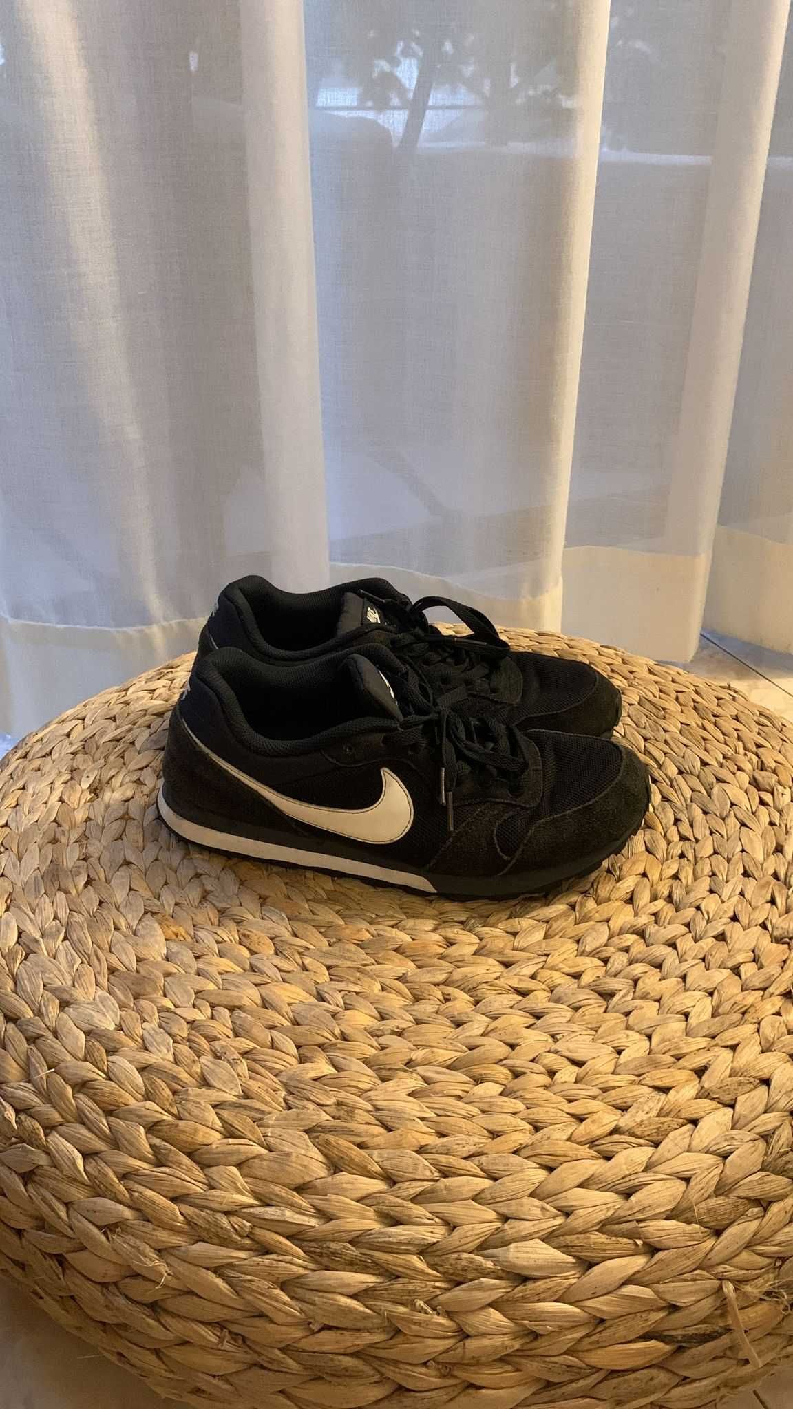 Tênis Nike preto