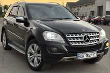 Mercedes-Benz ML 350 | 2008 | 3.5 бензин | Повний привід