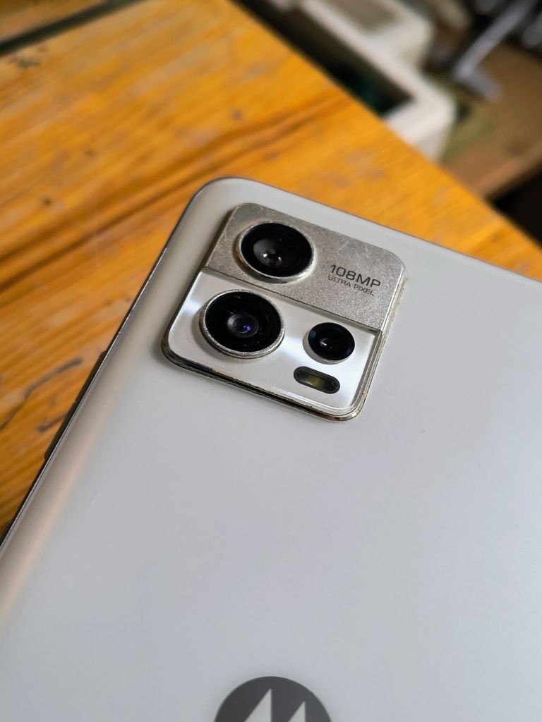 Motorola g72 uszkodzona