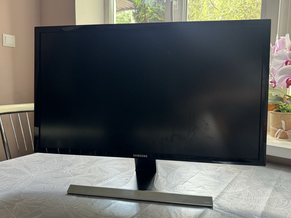 Телевізор Samsung 32 дюйми